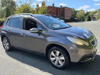Used Peugeot 2008 2013 for sale - 79396247: Photo