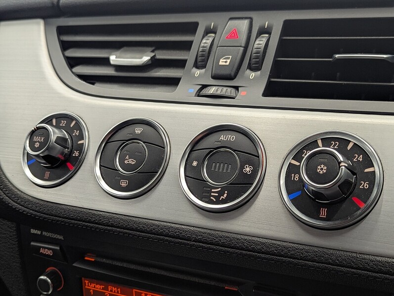 Used BMW Z4 2011 for sale - 76596028: Photo 46