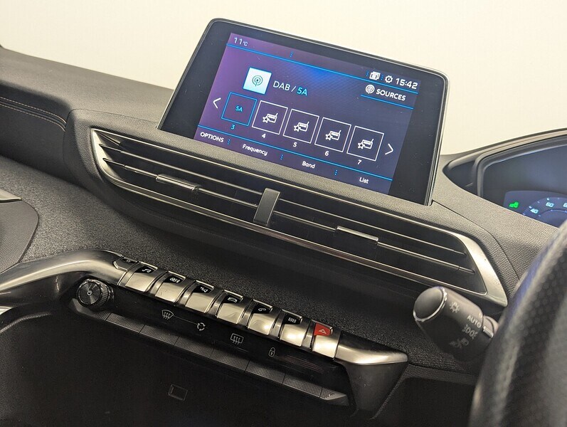 Used Peugeot 5008 2019 for sale - 76263790: Photo 30