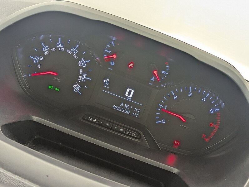 Used Peugeot Partner 2021 for sale - 75802637: Photo 27