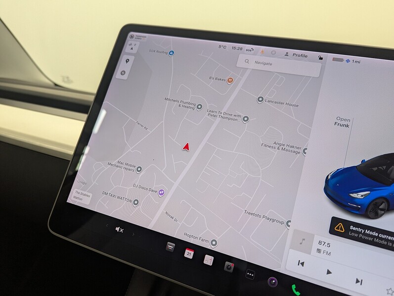 Used Tesla Model 3 2020 for sale - 77069819: Photo 28