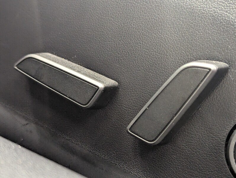 Used Tesla Model 3 2020 for sale - 77069819: Photo 48