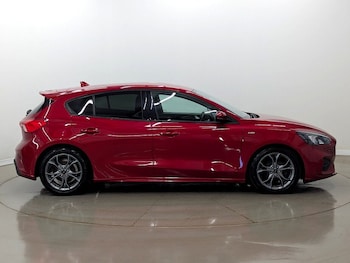 Used Ford Focus 2020 for sale - 78716351: Photo