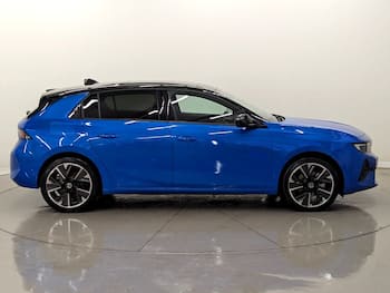 Used Vauxhall Astra 2024 for sale - 79719674: Photo