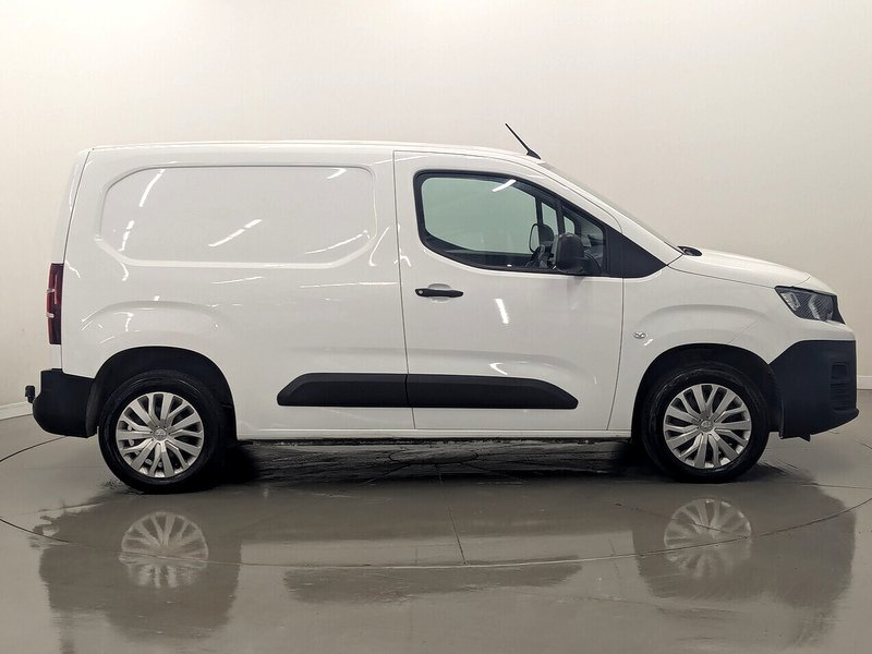 Used Peugeot Partner 2021 for sale - 76768903: Photo 2