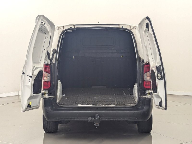 Used Peugeot Partner 2021 for sale - 76768903: Photo 4