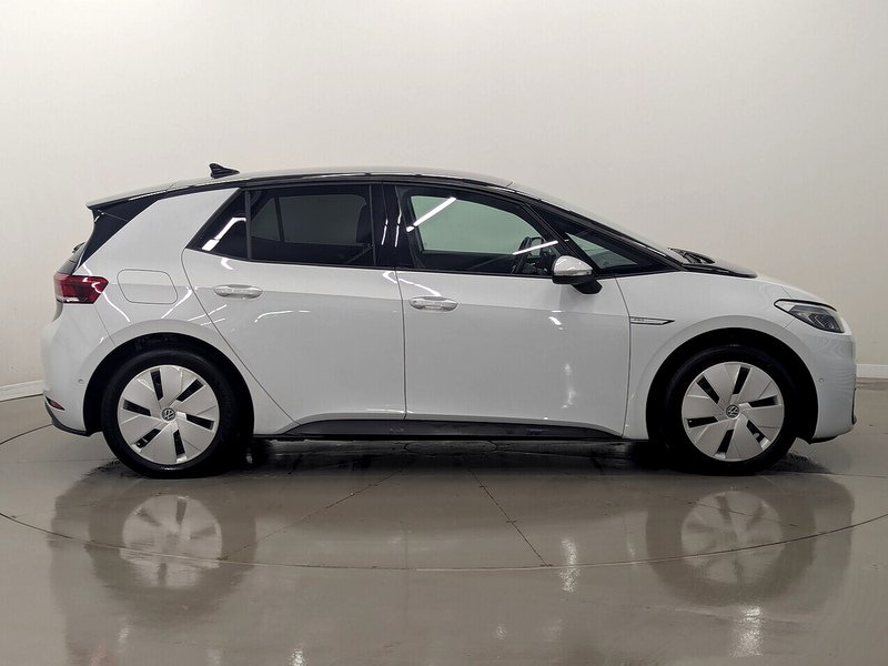 Used Volkswagen ID.3 2023 for sale - 77241803: Photo 2