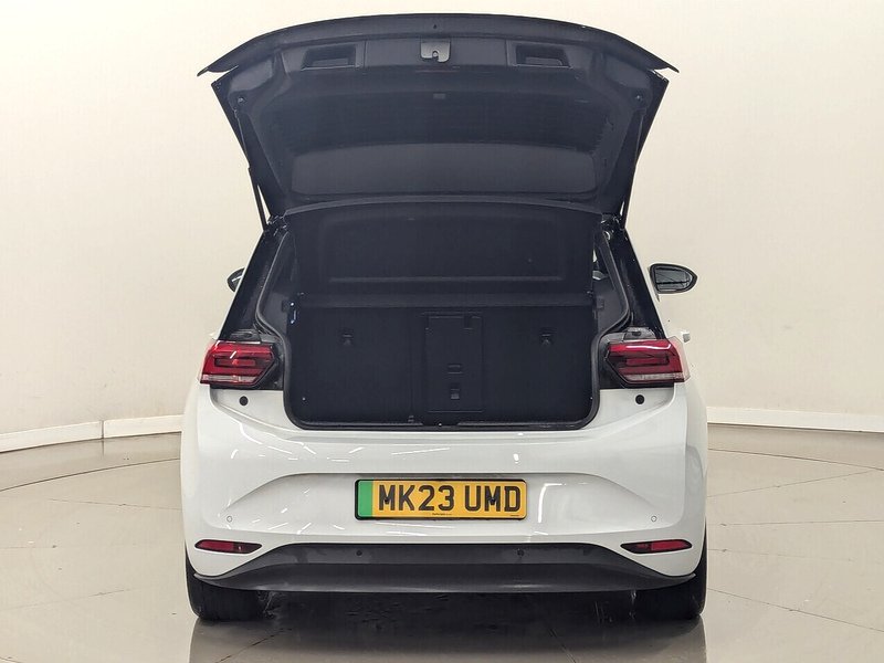 Used Volkswagen ID.3 2023 for sale - 77241803: Photo 4