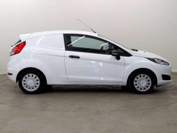 Used Ford Fiesta Van 2015 for sale - 74854568: Photo
