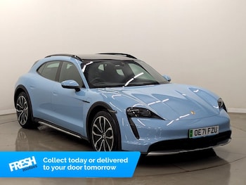 Used Porsche Taycan 2021 for sale - 78716370: Photo