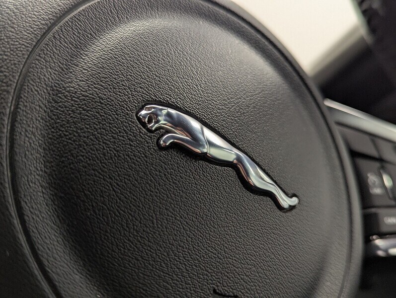 Used Jaguar E-Pace 2019 for sale - 76403245: Photo 22