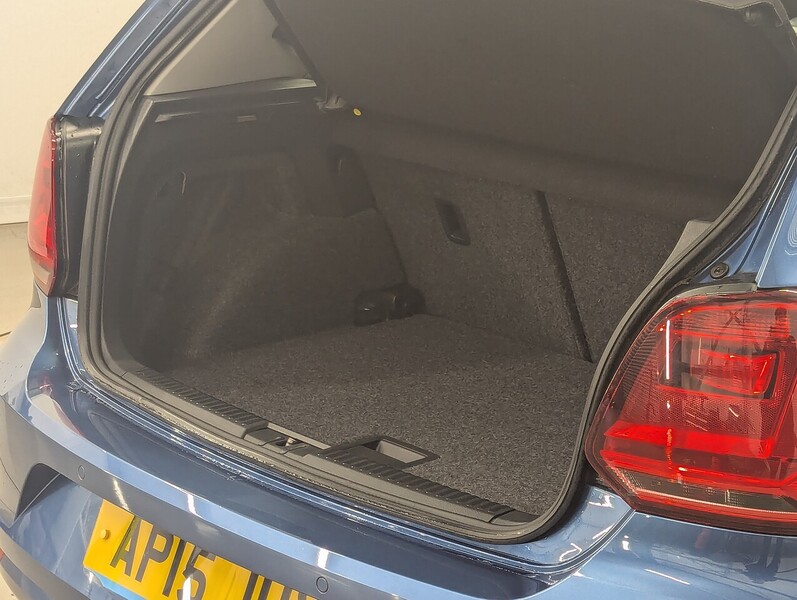 Used Volkswagen Polo 2015 for sale - 77640140: Photo 12