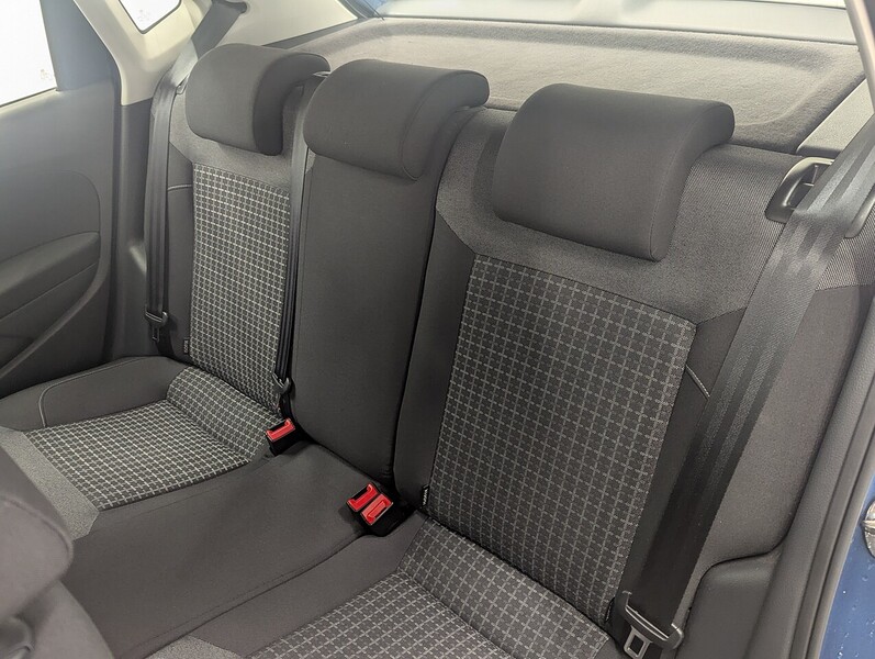 Used Volkswagen Polo 2015 for sale - 77640140: Photo 38