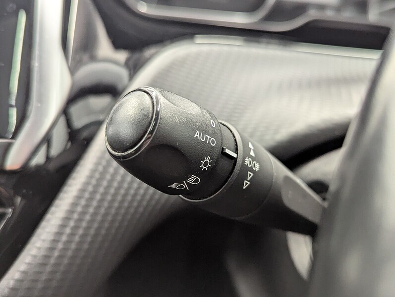 Used Peugeot 2008 2019 for sale - 77675255: Photo 28