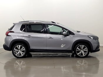 Used Peugeot 2008 2019 for sale - 77675255: Photo