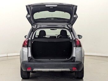 Used Peugeot 2008 2019 for sale - 77675255: Photo