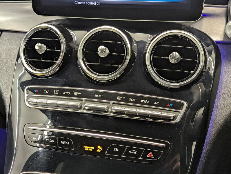 Used Mercedes-Benz C Class 2019 for sale - 77643292: Photo 30