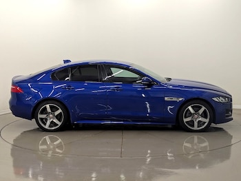 Used Jaguar XE 2018 for sale - 78716088: Photo
