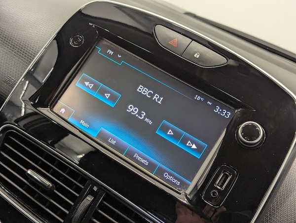 Used Renault Clio 2018 for sale - 75084786: Photo 35