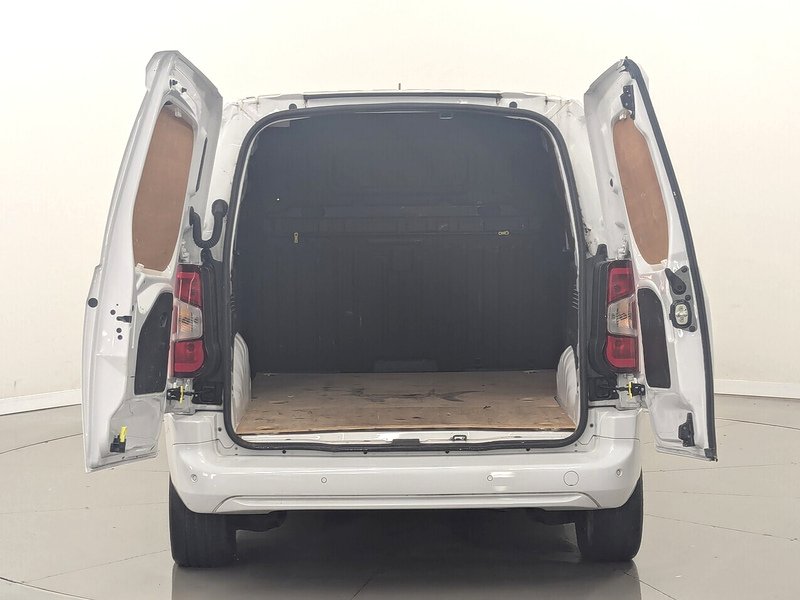 Used Vauxhall Combo 2023 for sale - 76547354: Photo 4
