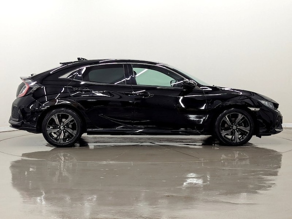 Used Honda Civic 2020 for sale - 75582325: Photo 2