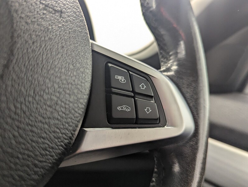 Used BMW Z4 2011 for sale - 77384729: Photo 36