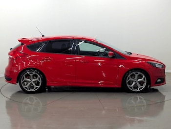 Used Ford Focus 2015 for sale - 78920013: Photo