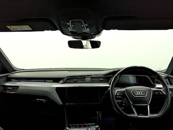 Used Audi e-tron 2022 for sale - 78716044: Photo