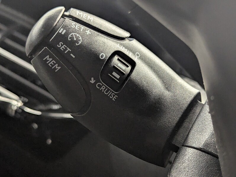 Used Peugeot 2008 2020 for sale - 76206705: Photo 30