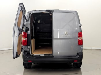 Used Peugeot e-Expert 2022 for sale - 75503566: Photo