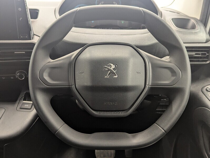 Used Peugeot e-Partner 2022 for sale - 75503571: Photo 35