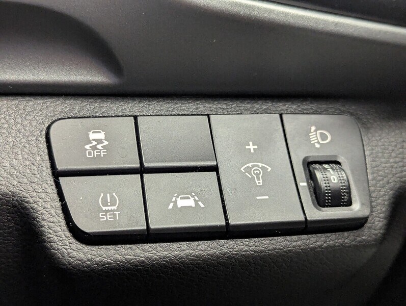 Used Kia Stonic 2020 for sale - 77465282: Photo 27