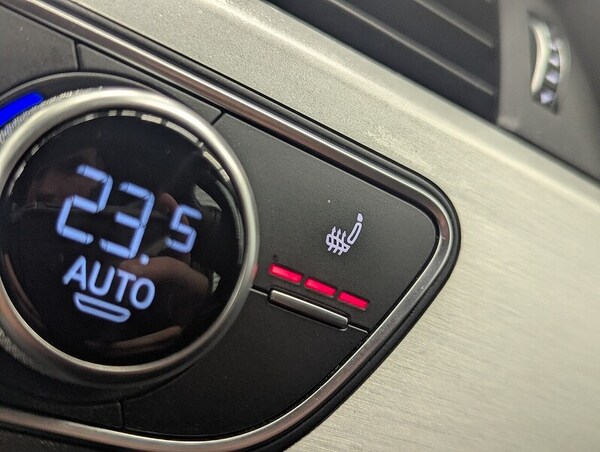 Used Audi A4 for sale - 76323817: Photo 47