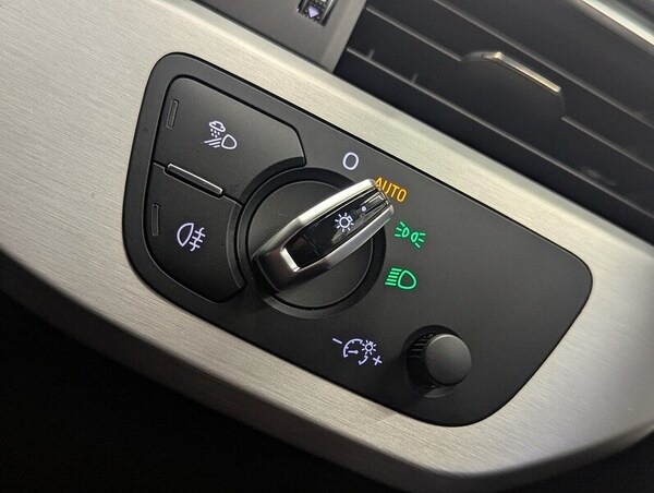 Used Audi A4 for sale - 76323817: Photo 50