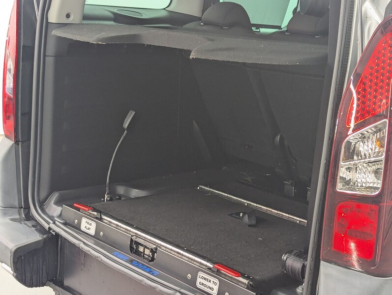 Used Peugeot Partner Tepee 2014 for sale - 77749228: Photo 17