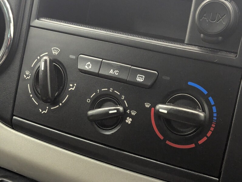 Used Peugeot Partner Tepee 2014 for sale - 77749228: Photo 31