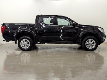 Used Nissan Navara 2021 for sale - 75604726: Photo