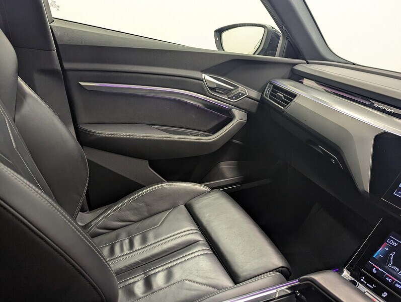 Used Audi e-tron 2022 for sale - 77584095: Photo 48