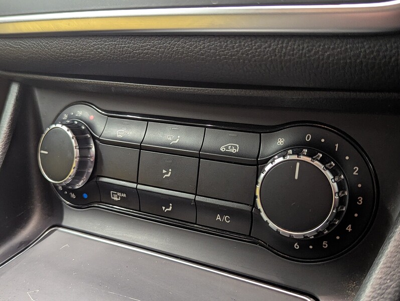 Used Mercedes-Benz GLA 2019 for sale - 77159944: Photo 39