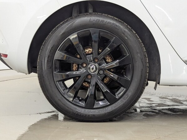 Used Renault Clio 2020 for sale - 75482946: Photo 16