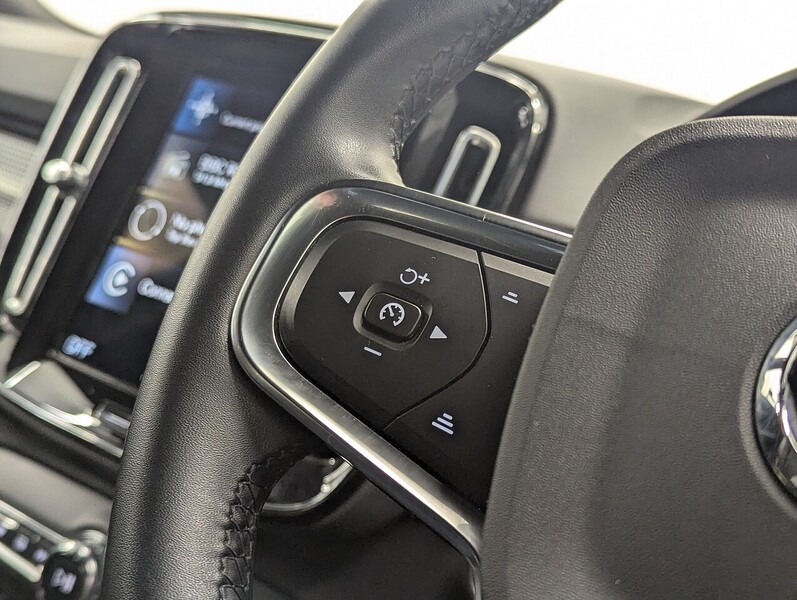 Used Volvo XC40 2021 for sale - 77172778: Photo 20