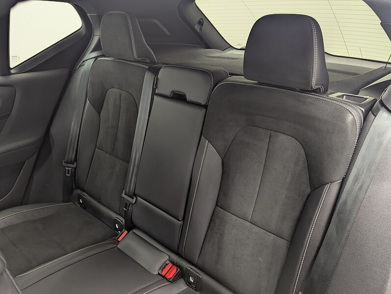 Used Volvo XC40 2021 for sale - 77172778: Photo 43