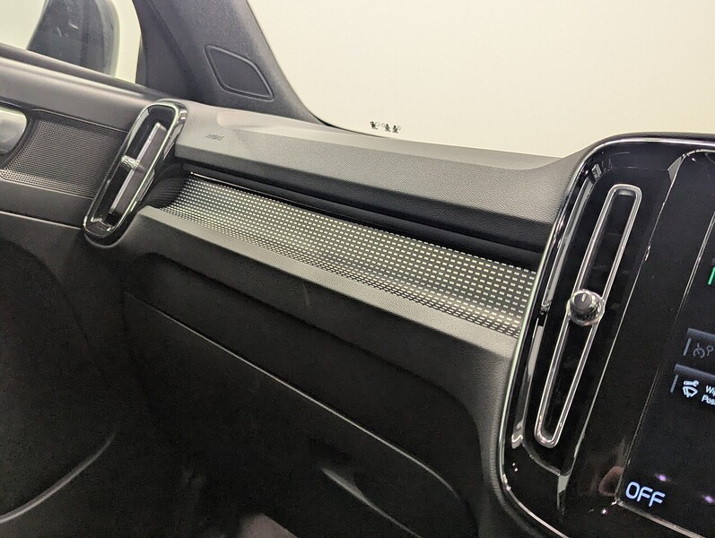 Used Volvo XC40 2021 for sale - 77172778: Photo 46