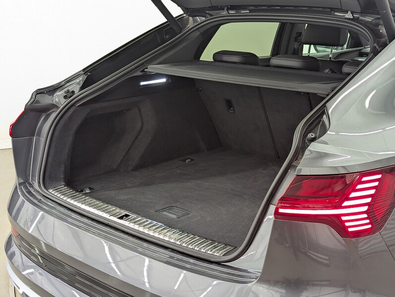 Used Audi e-tron 2020 for sale - 78150632: Photo 12