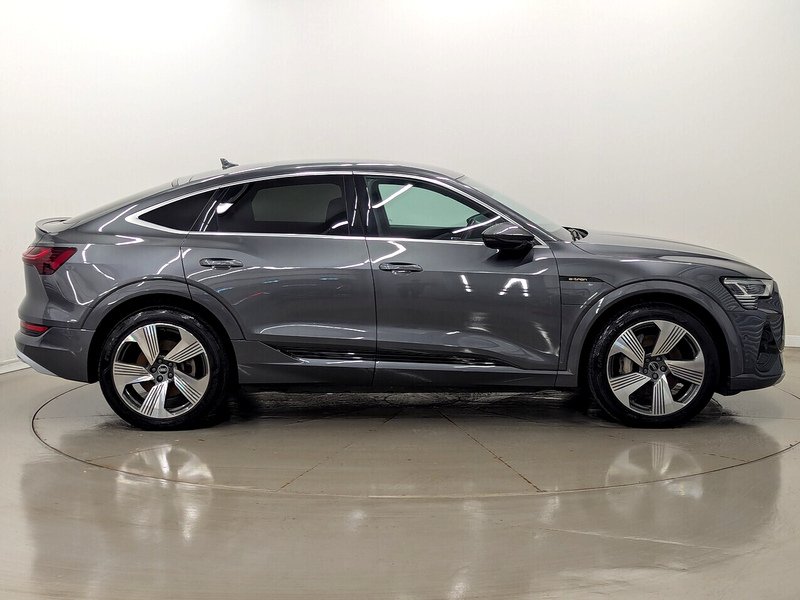 Used Audi e-tron 2020 for sale - 78150632: Photo 2