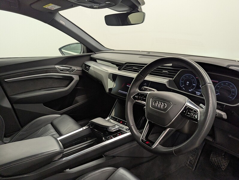 Used Audi e-tron 2020 for sale - 78150632: Photo 21