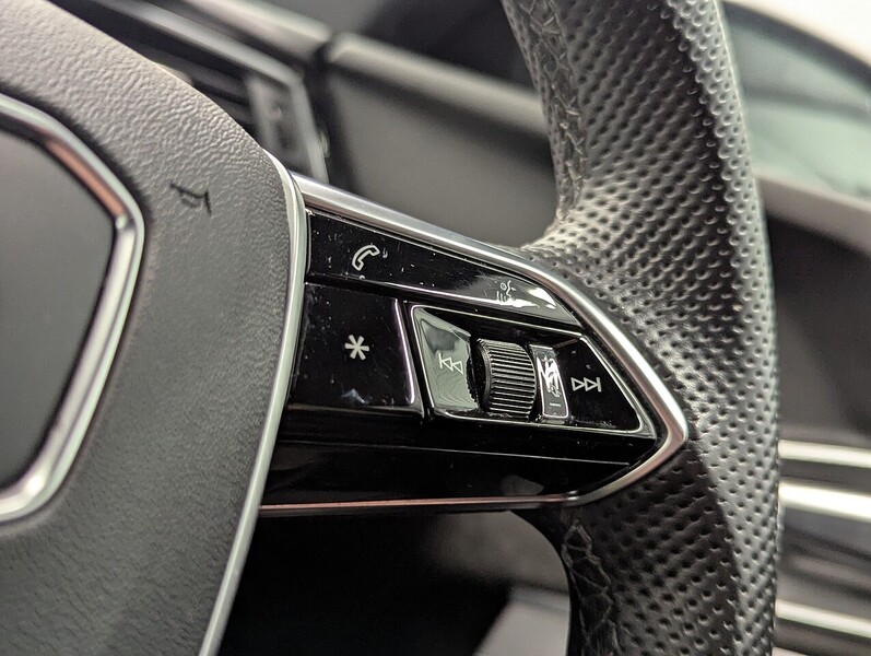 Used Audi e-tron 2020 for sale - 78150632: Photo 26