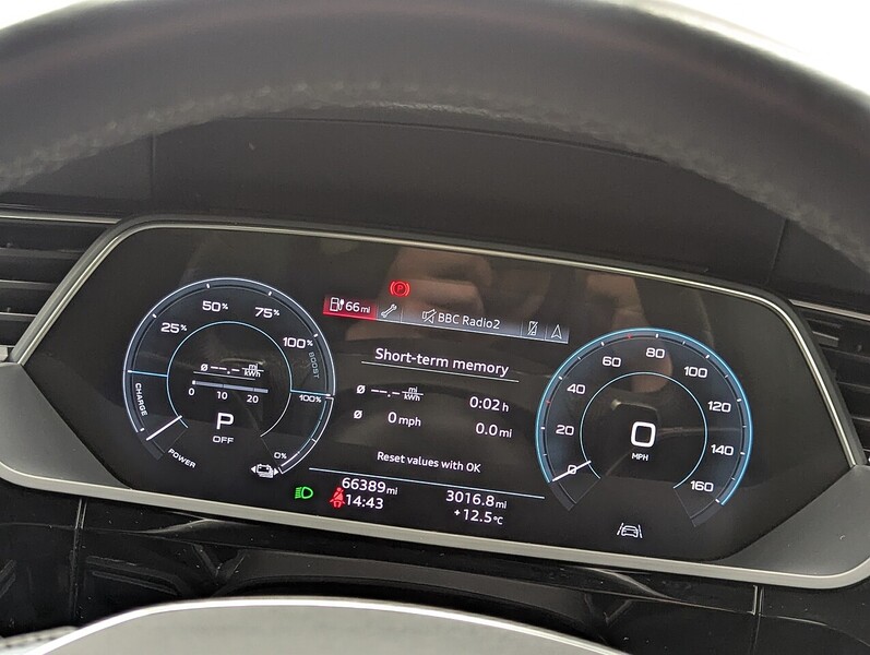 Used Audi e-tron 2020 for sale - 78150632: Photo 28