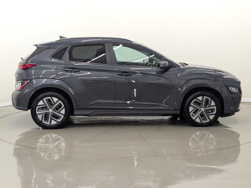 Used Hyundai KONA 2022 for sale - 76973989: Photo 2