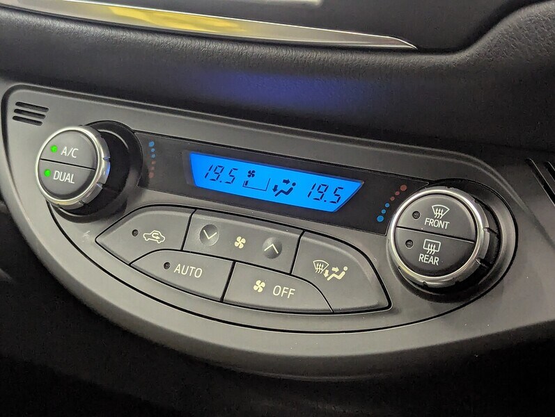 Used Toyota Yaris 2019 for sale - 78083724: Photo 32